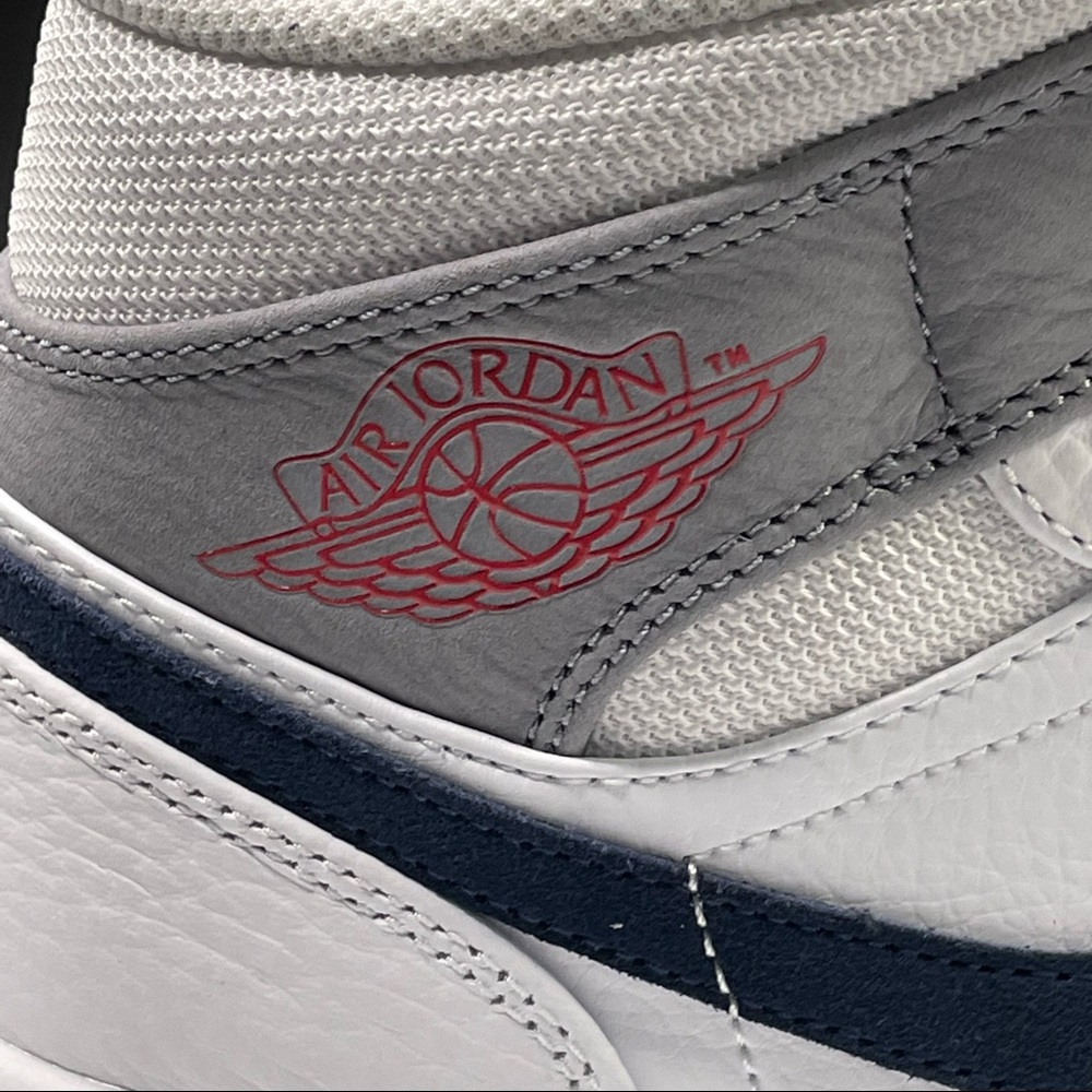 Air Jordan 1 Mid P1 Mens Size 9.5 White Leather Sneakers Basketball Shoes - Picture 3 of 13